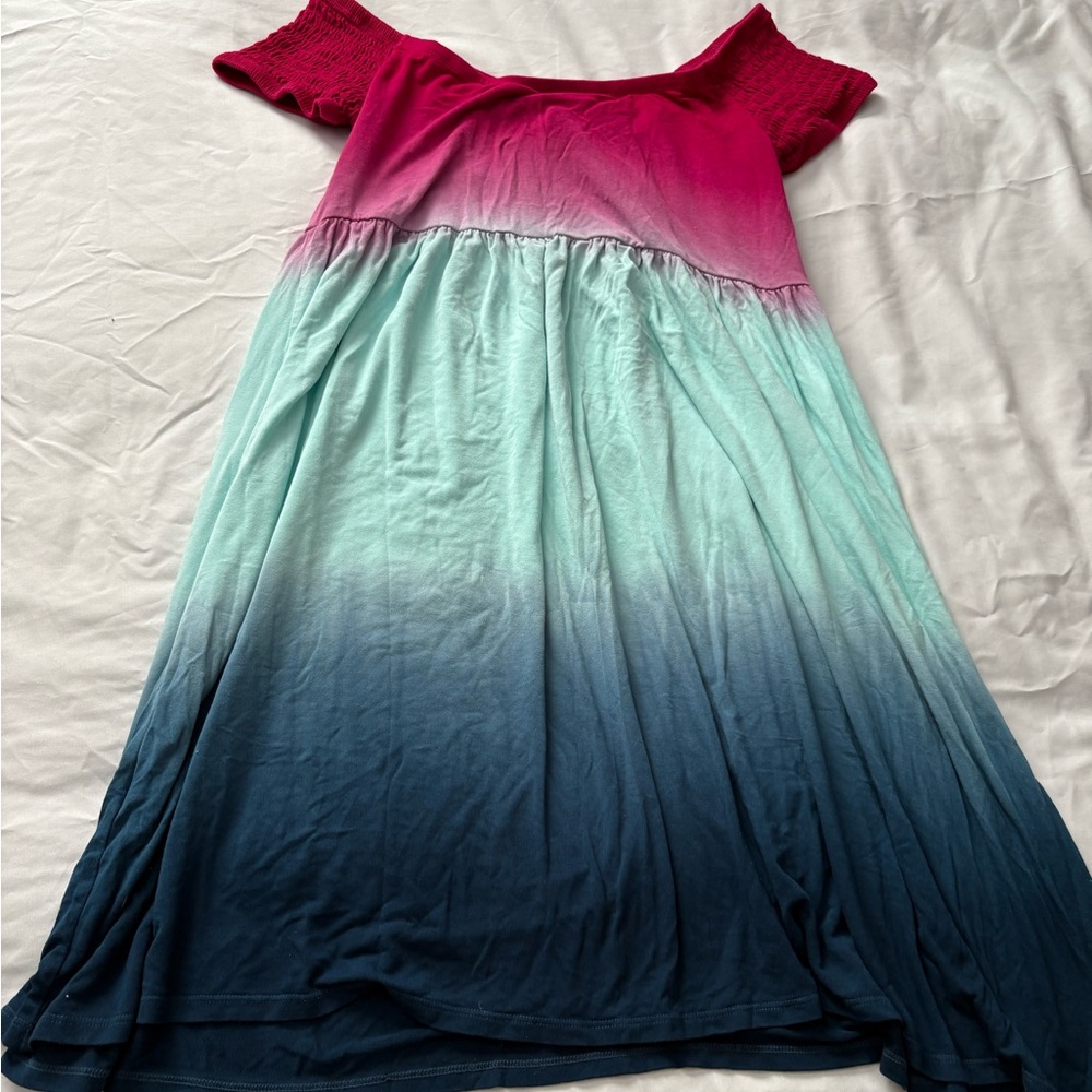 VENUS Red and Blue Ombre Tunic Top - Picture 2 of 8